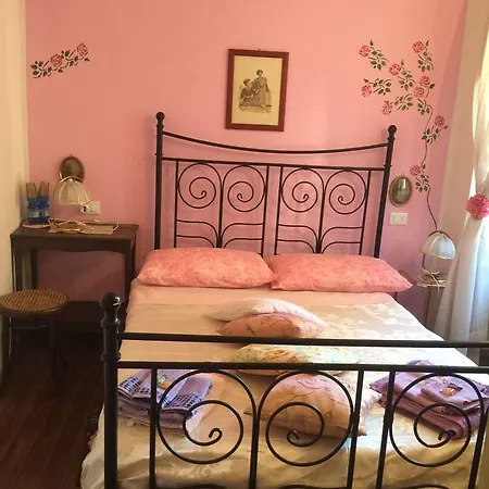 Ca'pelitti Oda ve Kahvaltı Valganna