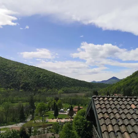 Ca'pelitti Bed & Breakfast Valganna