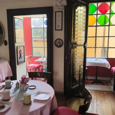 Oda ve Kahvaltı Ca'pelitti